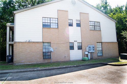 d-203 Winter Park, College Station, TX, 77840-7818 | Card Image