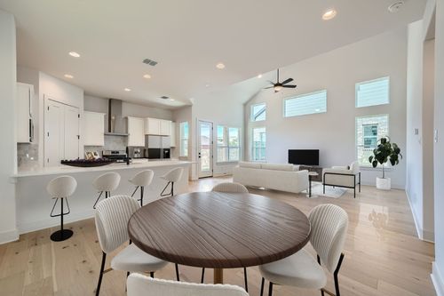 33-1531 N Red Bud Ln, Round Rock, TX, 78665 | Card Image
