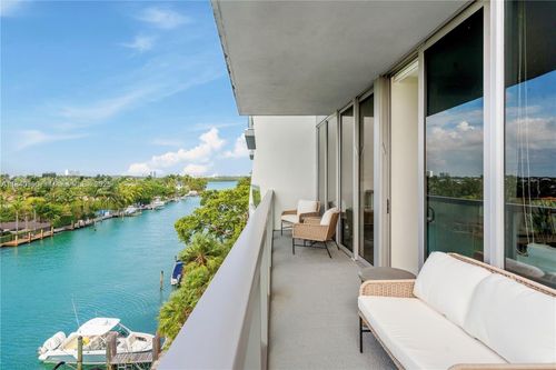 5f-n-9940 W Bay Harbor Dr, Bay Harbor Islands, FL, 33154-1506 | Card Image