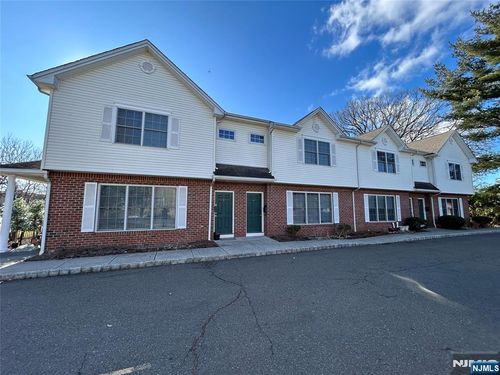 228 Lincoln Ave, Hawthorne, NJ, 07506-1256 | Card Image