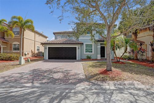 847 Nw 127th Ave, Coral Springs, FL, 33071-4426 | Card Image