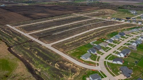 619 Wildflower Dr, Huxley, IA, 50124-9517 | Card Image