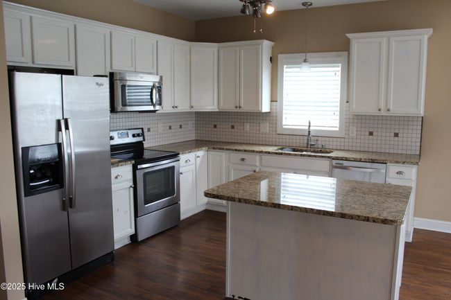 107 Pinyon Ln, House other with 3 bedrooms, 2 bathrooms and 2 parking in Ayden NC | Image 17