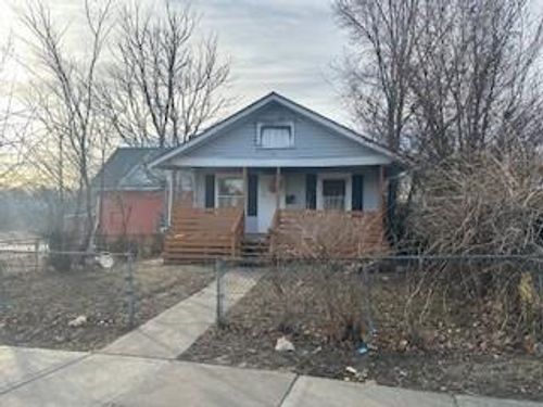 5215 E 24th St, Kansas City, MO, 64127-4708 | Card Image