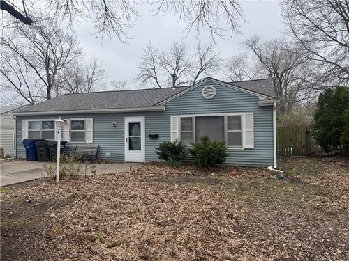 2505 Moundview Dr, Lawrence, KS, 66049-2534 | Card Image