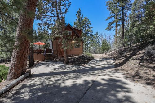 912 Elk Rd, Big Bear Lake, CA, 92315 | Card Image