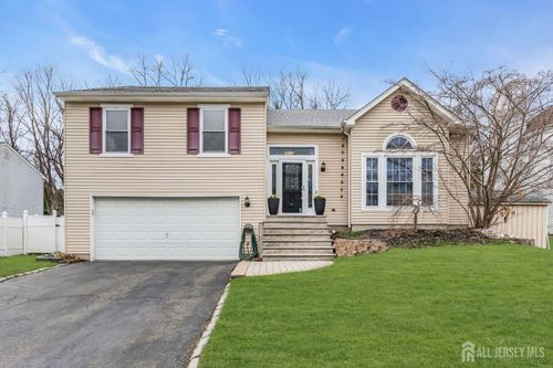 17 Heritage Dr, Howell, NJ, 07731-2937 | Card Image