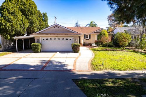 6928 Bobbyboyar Ave, West Hills, CA, 91307-2406 | Card Image
