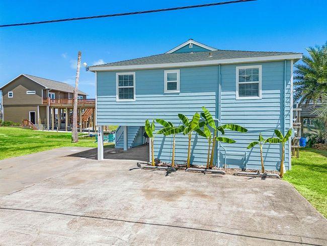 104 Marlin Ln, House other with 4 bedrooms, 2 bathrooms and null parking in Freeport TX | Image 4