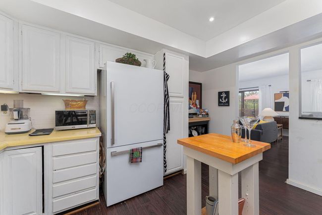 91 Glen Dr, Condo with 2 bedrooms, 2 bathrooms and null parking in Worthington OH | Image 18