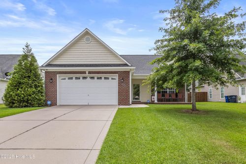 305 Weatherford Dr, Jacksonville, NC, 28540-9378 | Card Image