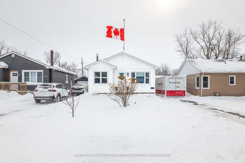 1441 Dominion Rd, Fort Erie, ON, L2A1J9 | Card Image