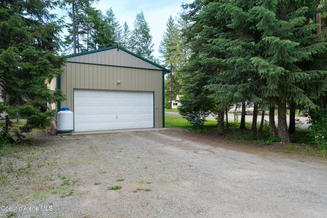 Two car garage | Image 25