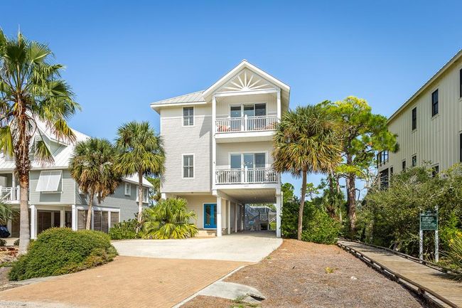 1637 Wayfarers Ct, House other with 4 bedrooms, 4 bathrooms and 4 parking in St. George Island FL | Image 6