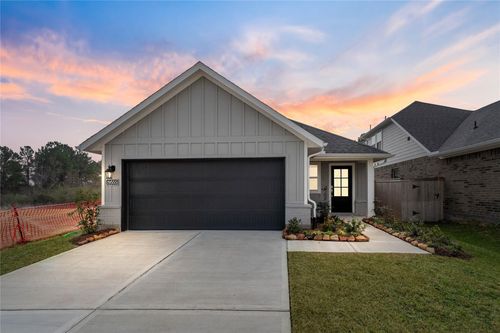19555 Montgomery Ridge Way, Montgomery, TX, 77316 | Card Image