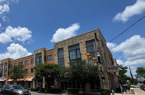 apt-305-3016 Guadalupe St, Austin, TX, 78705-2860 | Card Image