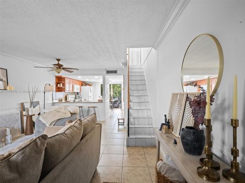 5-5089 W 12th Ln, Hialeah, FL, 33012-3194 | Card Image