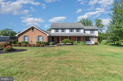 6405 Huntsmen Dr, HARRISBURG, PA, 17111-4890 | Card Image