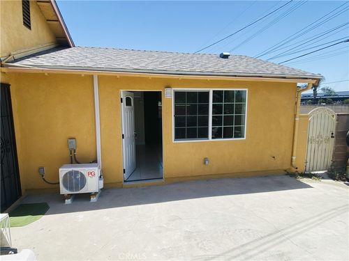 studio-2558 W Lullaby Lane, Anaheim, CA, 92804 | Card Image