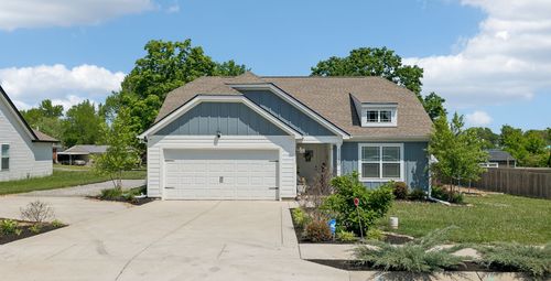 1180 Shaylee Dr, Springfield, TN, 37172-2451 | Card Image