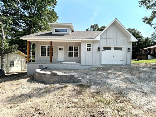 2 Witney Ln, Bella Vista, AR, 72714-3802 | Card Image