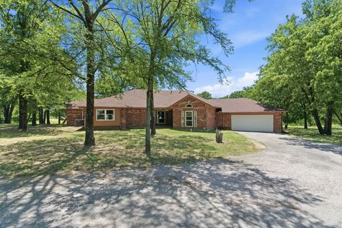 321 County Road 211, Gainesville, TX, 76240-0867 | Card Image