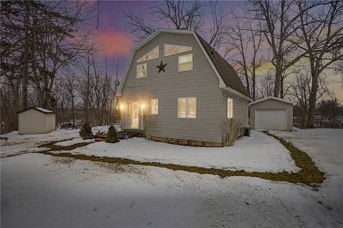 51 North Ave, Manchester, NY, 14504-9769 | Card Image