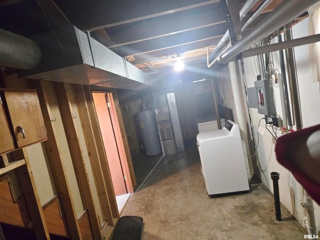 502 N 5 Th St, House other with 3 bedrooms, 1 bathrooms and null parking in Eldridge IA | Image 35