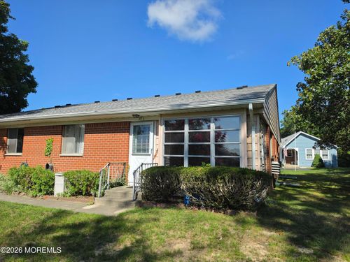 c-27 Salem Dr, Whiting, NJ, 08759 | Card Image