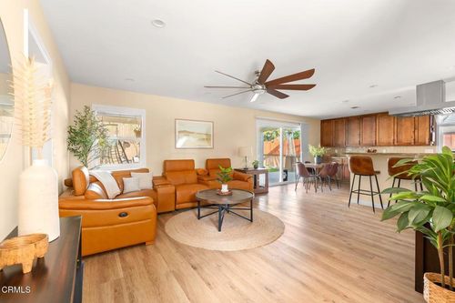 126 Hillview Ave, Ventura, CA, 93003-2352 | Card Image