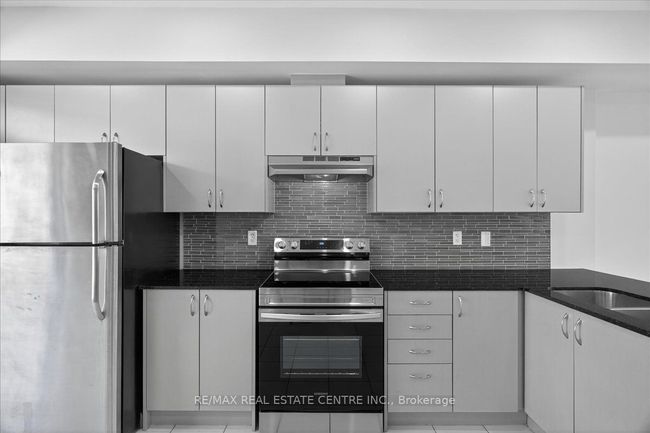 1373 Salem Rd N, House attached with 4 bedrooms, 3 bathrooms and 1 parking in Ajax ON | Image 20