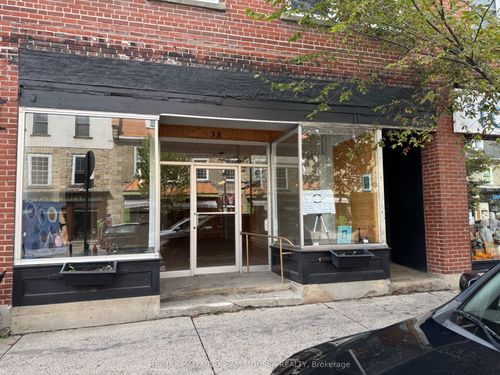 38 Gore St E, Perth, ON, K7H1H5 | Card Image