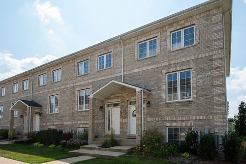 unit-c1-183 N East River Rd, Des Plaines, IL, 60016-1251 | Card Image