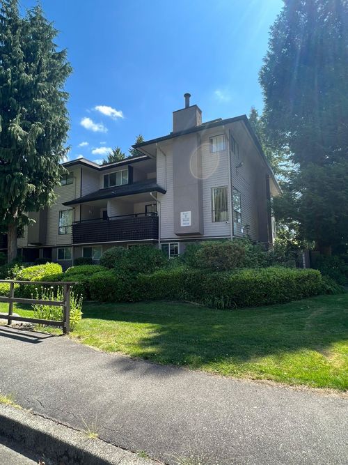 10600 Holly Park Lane, Surrey, BC, V3R6X9 | Card Image