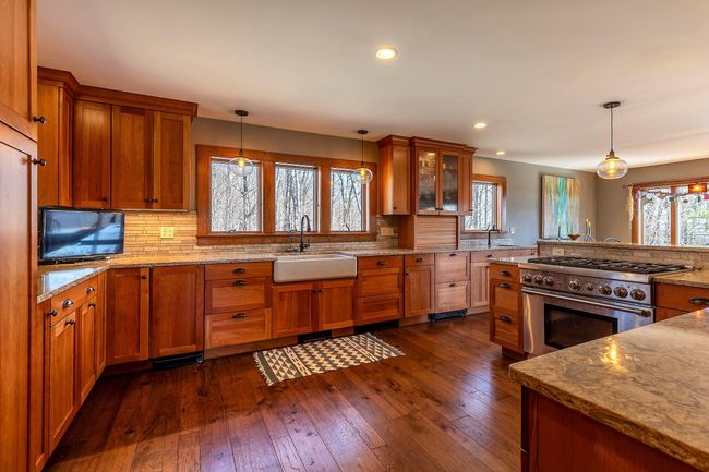484 Route 12, House other with 4 bedrooms, 4 bathrooms and null parking in Hartland VT | Image 7