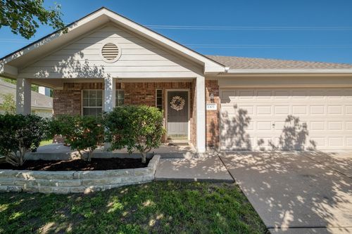 1303 Ridgewood Dr, Leander, TX, 78641-2981 | Card Image