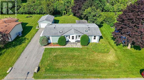 30 Damsel Circle, Georgina (Sutton & Jackson's Point), ON, L0E1R0 | Card Image
