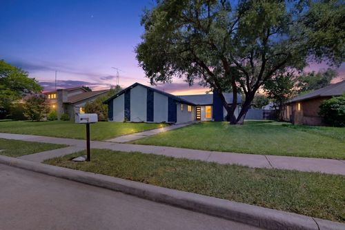 1807 Auburn Dr, Richardson, TX, 75081-3123 | Card Image