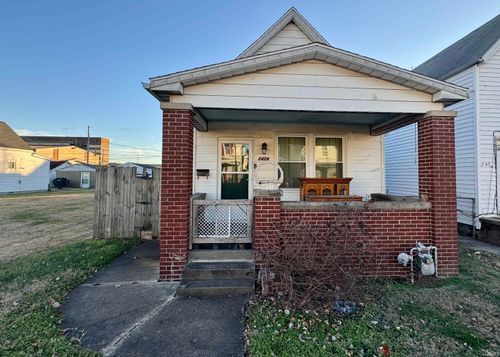 2424 W Illinois St, Evansville, IN, 47712-5569 | Card Image