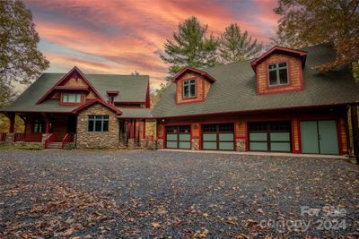 848 Clearwater Lane, House other with 4 bedrooms, 4 bathrooms and null parking in Burnsville NC | Image 3