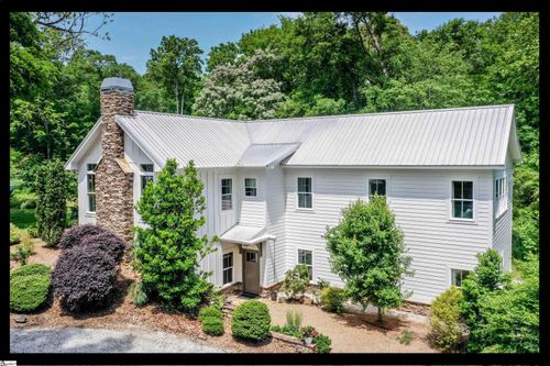 224 Edgewood Dr, Seneca, SC, 29678-6514 | Card Image
