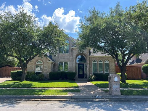 5603 S Archbridge Ct, Arlington, TX, 76017-8211 | Card Image