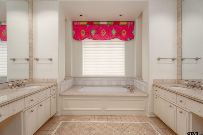 4573 Cascades Shoreline Dr, House other with 6 bedrooms, 7 bathrooms and null parking in Tyler TX | Image 37