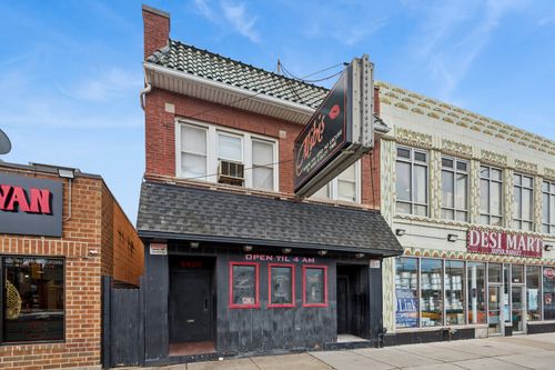 6420 N Western Ave, Chicago, IL, 60645-5422 | Card Image