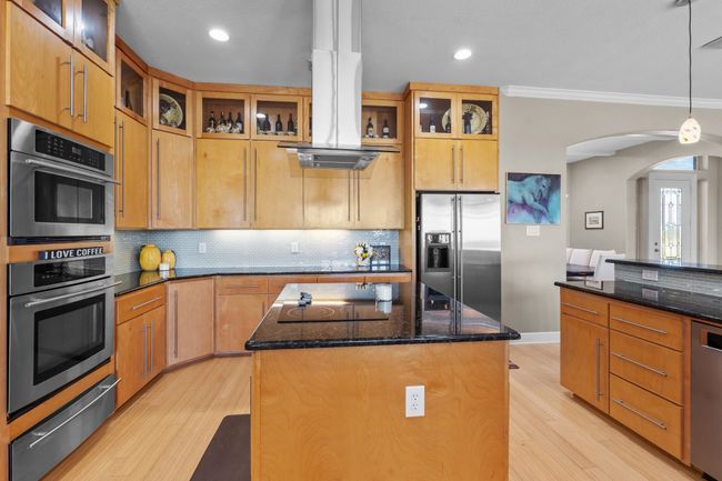 100 Wapiti Dr, House other with 5 bedrooms, 4 bathrooms and null parking in Azle TX | Image 7