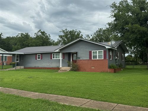 708 W First St, Hico, TX, 76457-6206 | Card Image