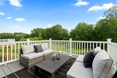 1097 Saint Andrews Dr, Oxford, CT, 06478-3167 | Card Image