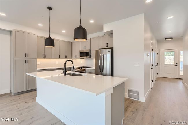 1503 James Drive, Home with 4 bedrooms, 4 bathrooms and null parking in Tabernash CO | Image 12