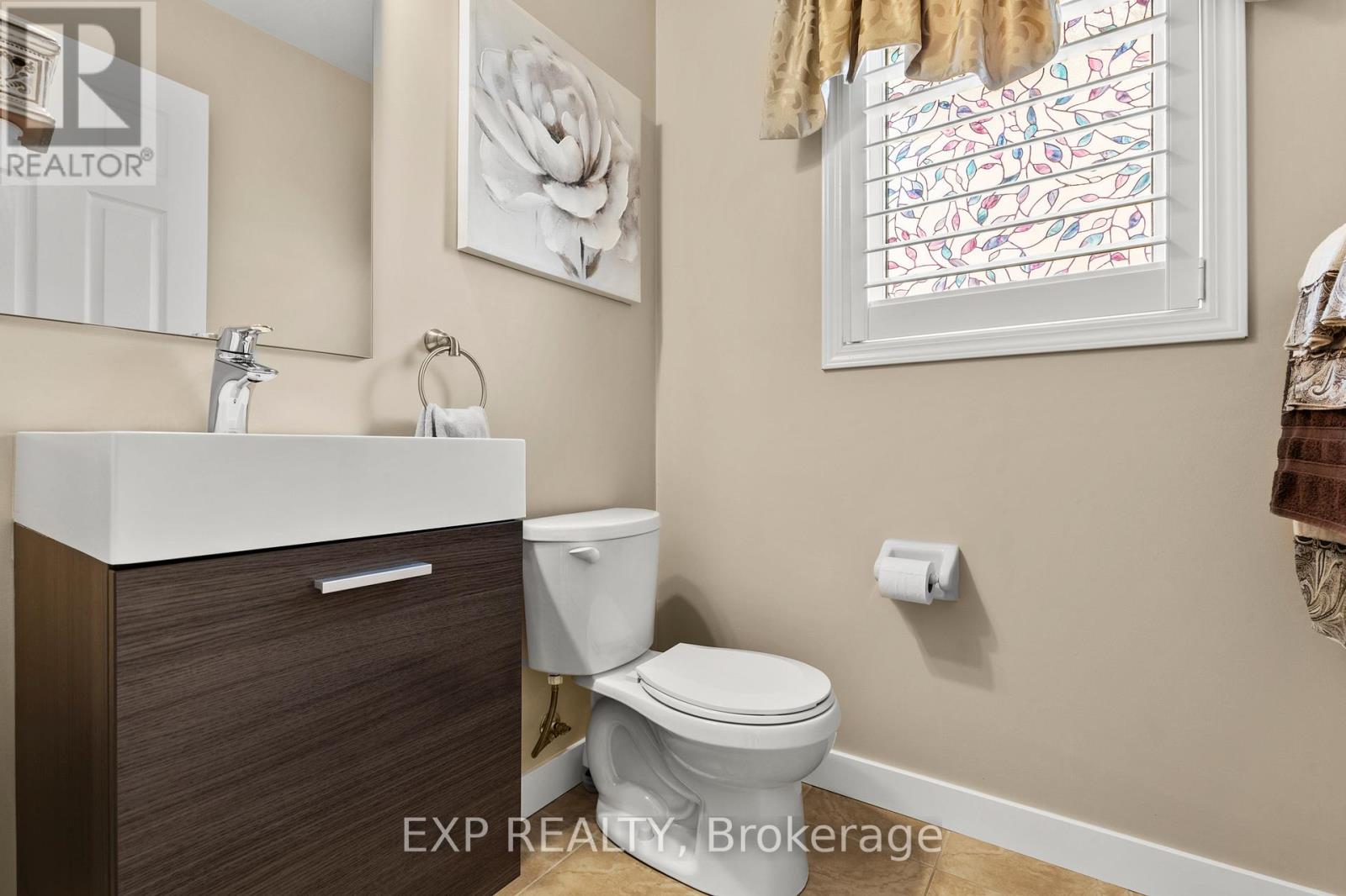 Residential in Niagara Falls (Brown) 4