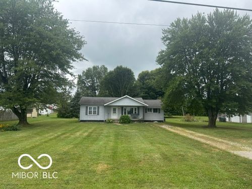 489 E Us Highway 52, Rushville, IN, 46173-7903 | Card Image